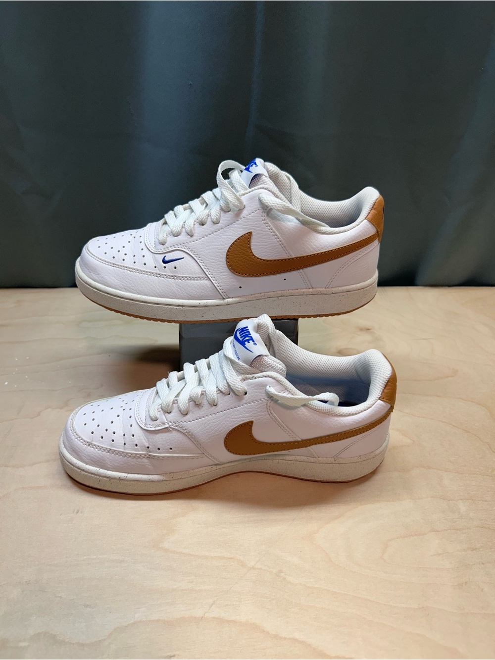 Nike Men’s White Sneakers with Tan Swoosh
